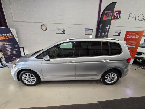 Volkswagen Touran 1.6 TDI BlueMotion Tech SE Euro 6 (s/s) 5dr 6