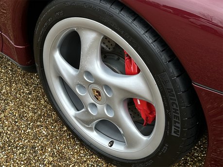 Porsche 911 TURBO 40