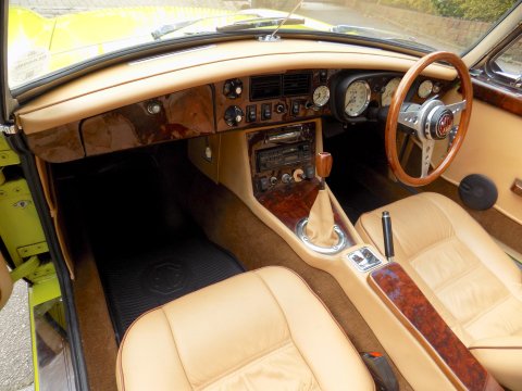MG B ROADSTER 67