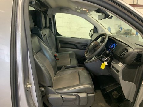Toyota Proace L2 ICON CRC 9