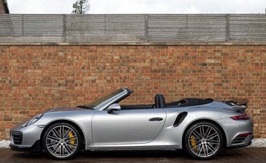 Porsche 911 Turbo Cabriolet (991.2) 2