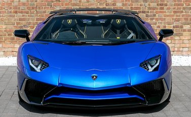Lamborghini Aventador SV LP750-4 Roadster 6