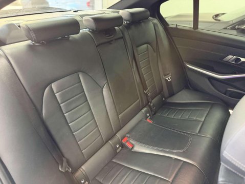 BMW 3 Series 2.0 330e 12kWh M Sport Saloon 4dr Petrol Plug-in Hybrid Auto Euro 6 (s/s) ( 46