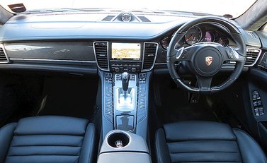 Porsche Panamera Turbo S 3