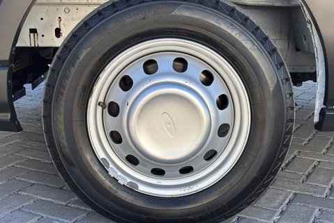 Ford Transit 350 Drw L3 130 ps Toolbox Tipper 32