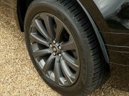 Land Rover Range Rover Velar R-DYNAMIC SE 33