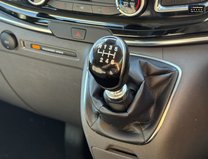 Ford Tourneo Custom 320 | Titanium | L2| 9 Seater| Manual | Euro 6 | £19,158 + vat 24