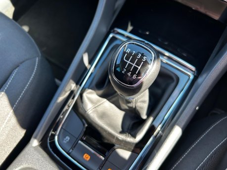 Skoda Karoq 1.5 TSI ACT SE Drive Euro 6 (s/s) 5dr 20