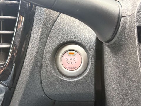 Nissan Juke 1.6 Juke Tekna CVT 5dr 27