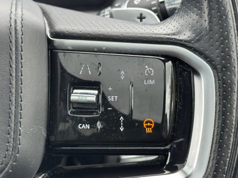 Land Rover Discovery Sport 2.0 D200 MHEV R-Dynamic HSE Auto 4WD Euro 6 (s/s) 5dr 36