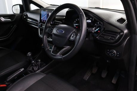 Ford Fiesta TITANIUM X 5