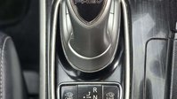 Mitsubishi Outlander 2.0h 12kWh GX4h SUV 5dr Petrol Plug-in Hybrid CVT 4WD Euro 6 (s/s) (200 ps) 16