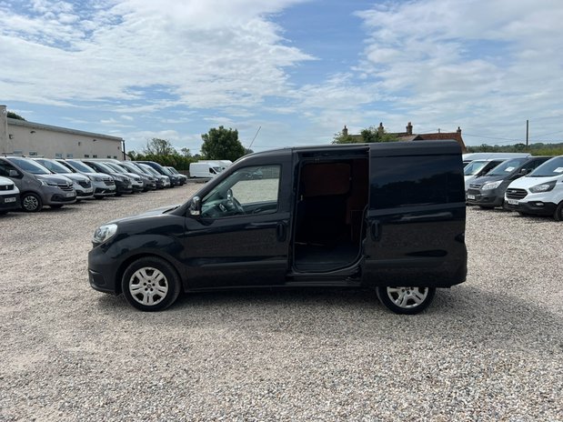 Fiat Doblo SWB L1H1 Low Roof Tecnico Air Con Sensors EURO 6 NO VAT 11
