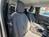 Peugeot 208 PURETECH ALLURE S/S 10