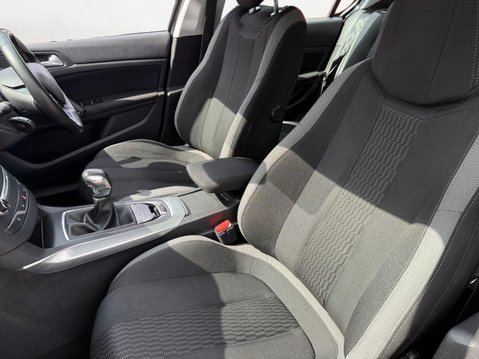 Peugeot 308 1.2 PureTech Sportium Euro 6 (s/s) 5dr 12