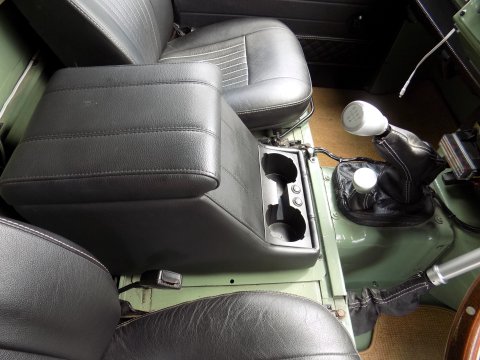 Land Rover Defender 110 2.5 Diesel 15