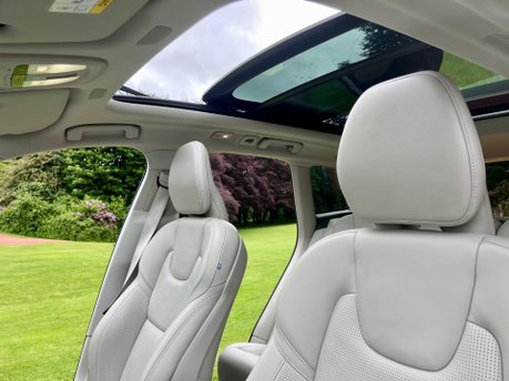 Volvo XC60 RECHARGE T8 INSCRIPTION PRO AWD 18