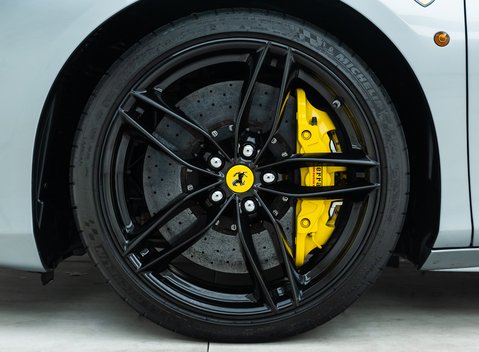 Ferrari 488 Spider 27