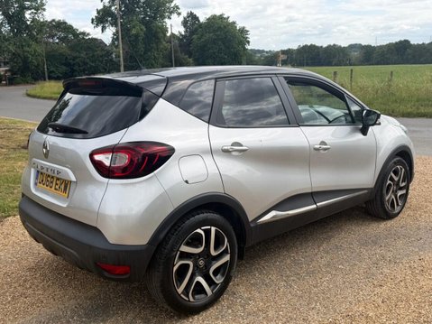 Renault Captur 0.9 TCe ENERGY Iconic SUV 5dr Petrol Manual Euro 6 (s/s) (90 ps) 27