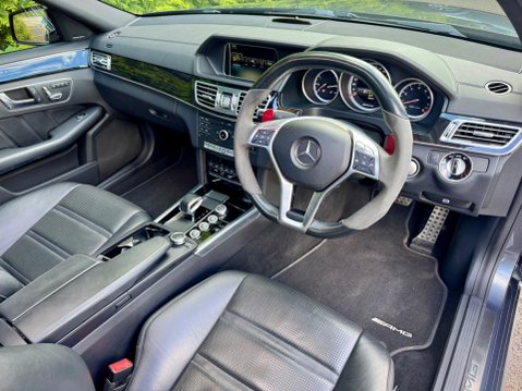 Mercedes-Benz E Class 5.5 E63 V8 BiTurbo AMG SpdS MCT Euro 6 (s/s) 4dr 51