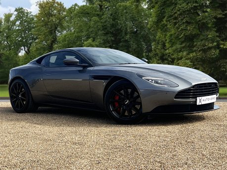 Aston Martin DB11 4.0L V8 Coupe 3