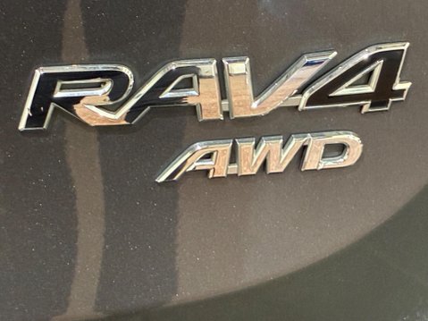 Toyota Rav4 2.0 D-4D Icon 4WD Euro 5 (s/s) 5dr 54