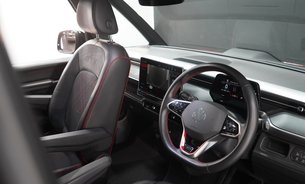 Volkswagen Id.Buzz GTX Heat Pump Front Massage Captains Seats 6 Seater Pano Roof  1 Owner VATQ 2