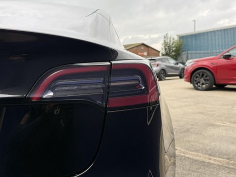 Tesla Model 3 Saloon 4dr Electric Auto RWD (241 bhp) 19
