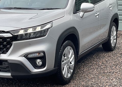 Suzuki S-Cross 1.4 Mild Hybrid MOTION 4