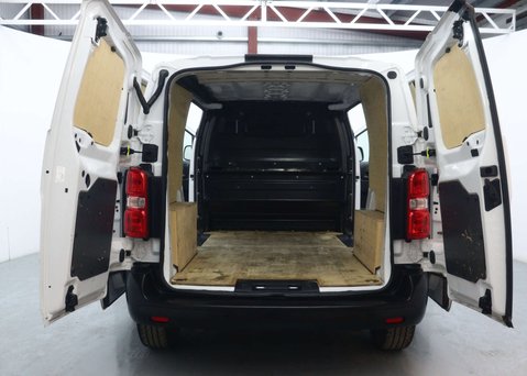 Citroen Dispatch 1.5 BlueHDi 1000 Enterprise Edition M Panel Van 6dr Diesel Manual FWD 2 Eur 46