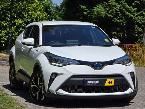 Toyota C-HR 1.8 C-HR Design HEV CVT 5dr 31