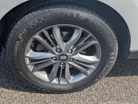 Hyundai ix35 2.0 CRDi SE 4WD Euro 5 5dr (Nav) 14