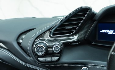 Ferrari 488 Spider 21