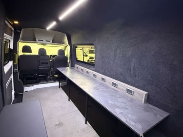 Volkswagen Crafter 2.0 Crafter CR35 Trendline TDI Auto LWB Camper/Office 2