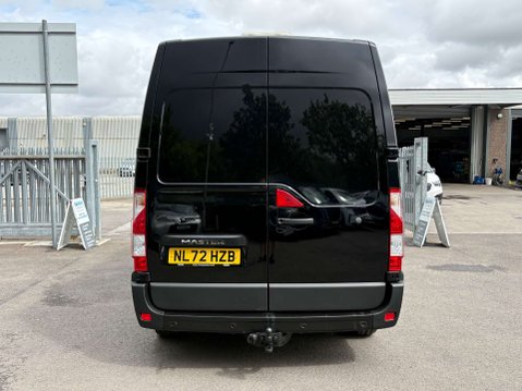 Renault Master 2.3 dCi 35 Business+ Panel Van 4dr Diesel Manual FWD LWB Medium Roof Euro 6 21