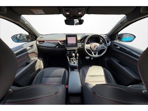 Renault Arkana 1.6 E-TECH Hybrid 145 R.S. Line 5dr Auto 17