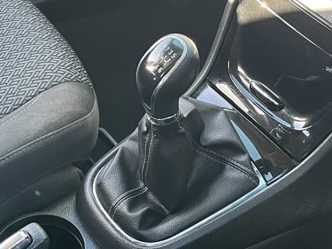 Vauxhall Mokka X 1.4T Active 5dr 29