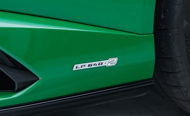 Lamborghini Huracan Tecnica 36