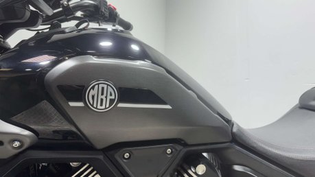 MBP C 2024 ONLY 3K 1 OWNER CRUISER BIKE 1000CC TOURER BIKE 14