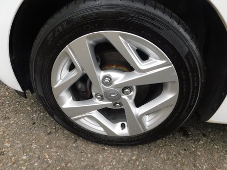 Hyundai i10 1.2 MPI SE CONNECT 5 Dr 13