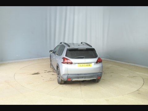 Peugeot 2008 PURETECH S/S GT LINE 4