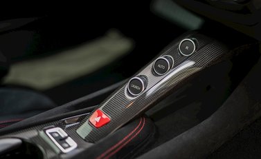 Ferrari F12 Berlinetta 17