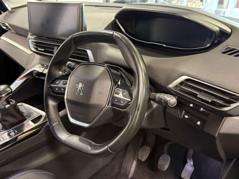 Peugeot 3008 1.2 3008 Allure Premium PureTech S/S 5dr 12