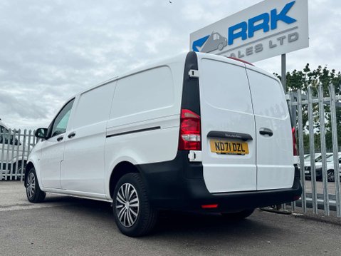 Mercedes-Benz Vito 2.0 Vito 114 Progressive CDi Auto 23
