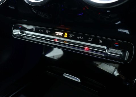 Mercedes-Benz CLA Class 1.3 CLA 250 AMG Line Premium Plus E Auto 4dr 34