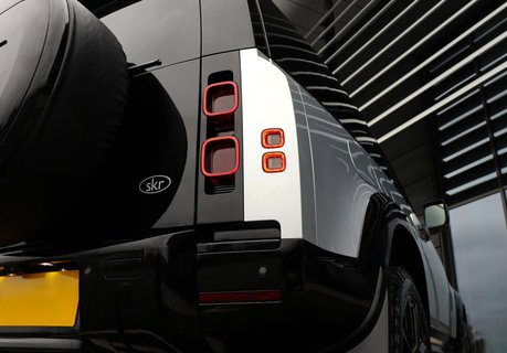 Land Rover Defender 90