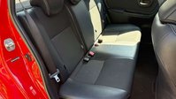 Toyota Yaris 1.33 Dual VVT-i Excel Hatchback 5dr Petrol Multidrive S Euro 5 Euro 5 (99 p 6