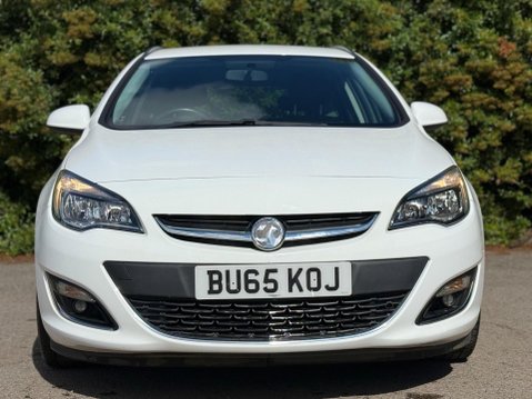 Vauxhall Astra 2.0 CDTi SRi Sports Tourer Euro 5 (s/s) 5dr 2
