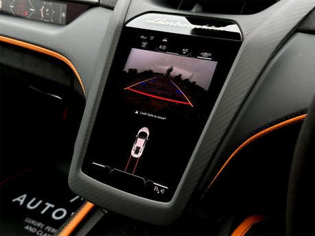 Lamborghini Revuelto V12 84