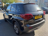 Suzuki Vitara SZ-T BOOSTERJET MHEV 8
